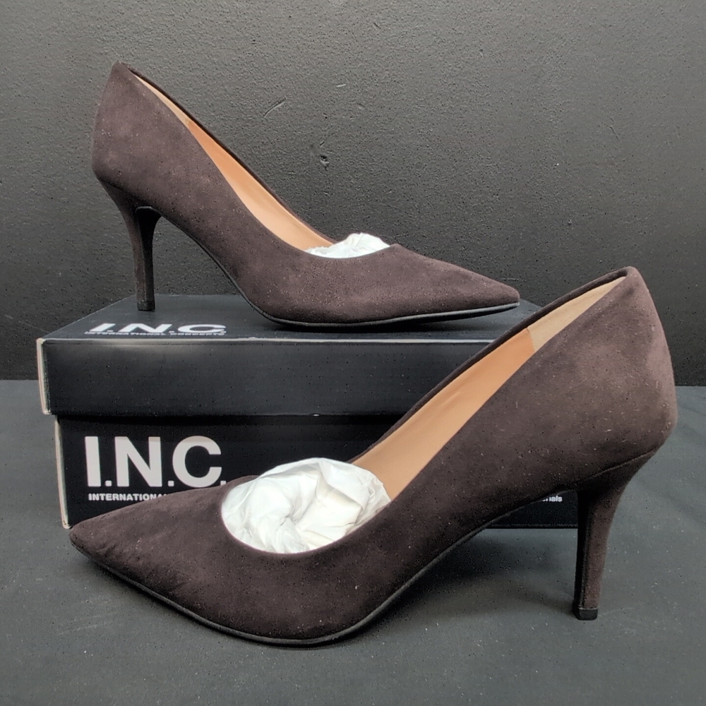 I.N.C. International Concepts Zitah Pointed Toe Pumps 8M Rich Truffle